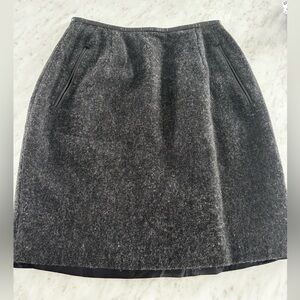 Elegant 100% Wool faded black skirt